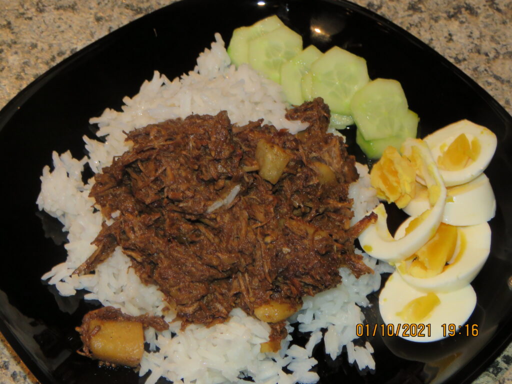 Beef Rendang plated 2