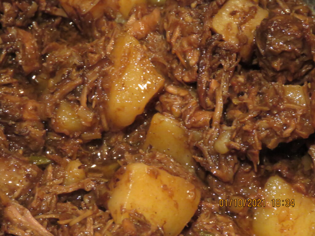 rendang stewing