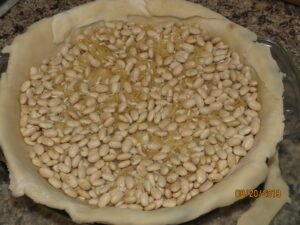 Pie Crust Filled With Beans